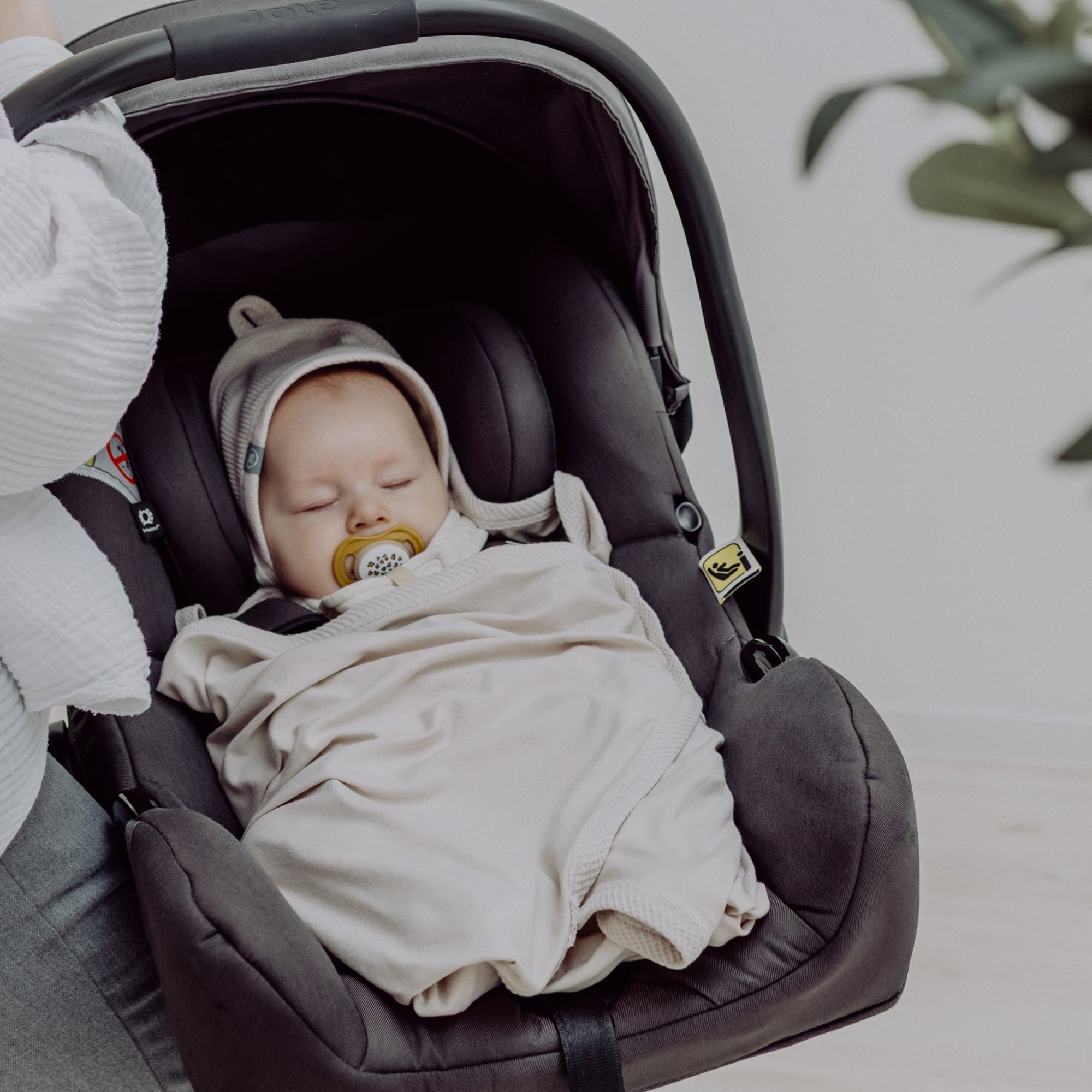 Omslagdoek met UV-bescherming | Essential Beige