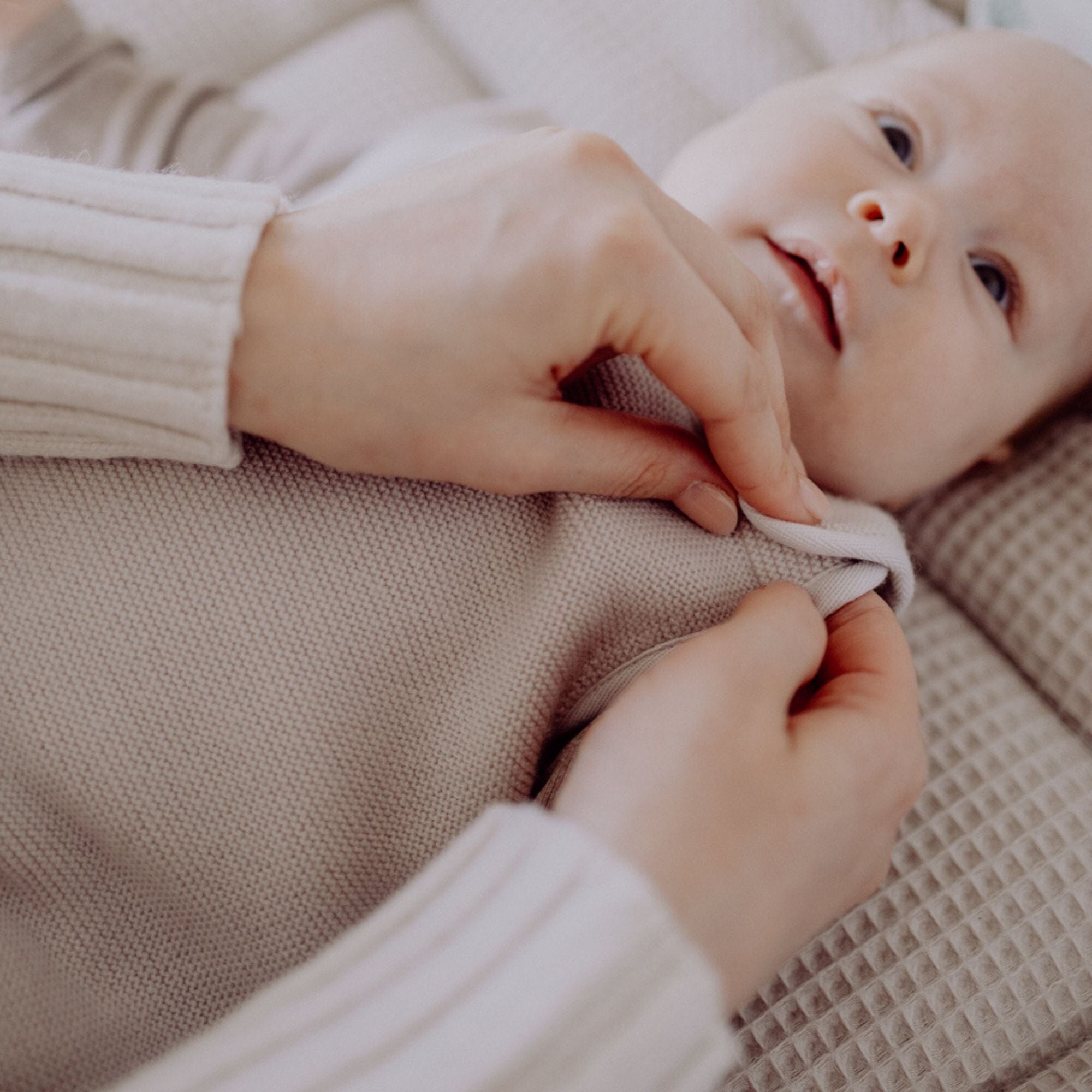 Baby slaapzak merinowol 1.0 TOG | Essential Beige van emma & noah Baby slaapzak merinowol 1.0 TOG | Essential Beige van emma & noah