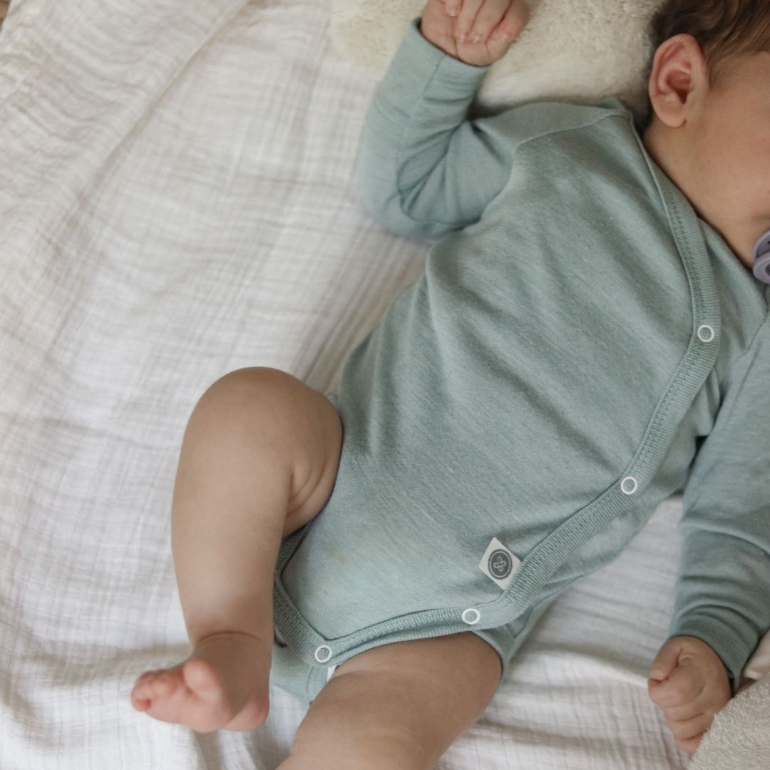 Merinowollen wikkelromper met lange mouwen | Essential Mint